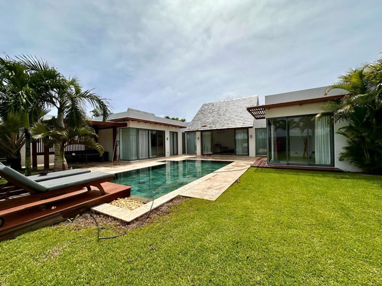 4 bedrooms Villa in Grand Baie, Mauritius No. 79