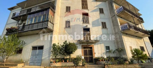 Studio in Cosenza, Italy No. 339384 7