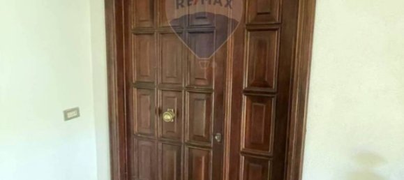 Studio in Cosenza, Italy No. 339384 5