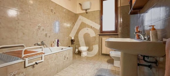 3 rooms Apartment in Jesi, Italy No. 66071 11
