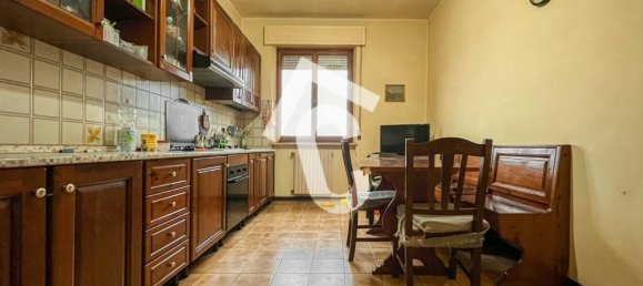 3 rooms Apartment in Jesi, Italy No. 66071 3