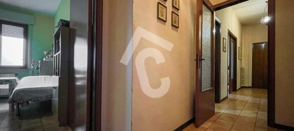 3 rooms Apartment in Jesi, Italy No. 66071 10