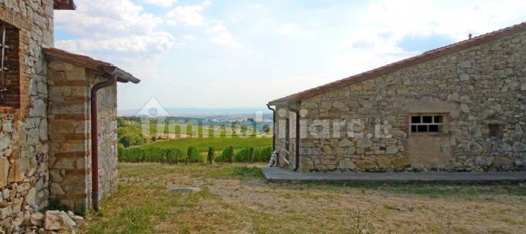 4 bedrooms Villa in Castelnuovo Berardenga, Italy No. 79769 11