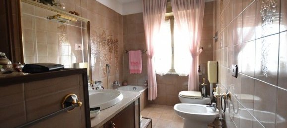4 rooms House in Fidenza, Italy No. 93428 17