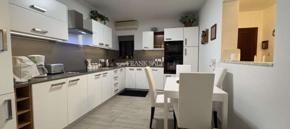 3 bedrooms Apartment in Saint Julian's, Malta No. 10646 5