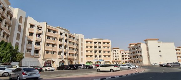 Edificio en International City, UAE 16580 m² No. 4651 2