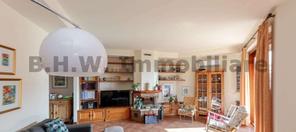 9 rooms Villa in Leggiuno, Italy No. 174211 3