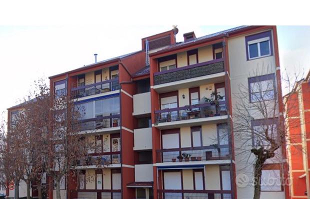 Apartamento de 7 habitaciónes en Piossasco, Italy No. 289148