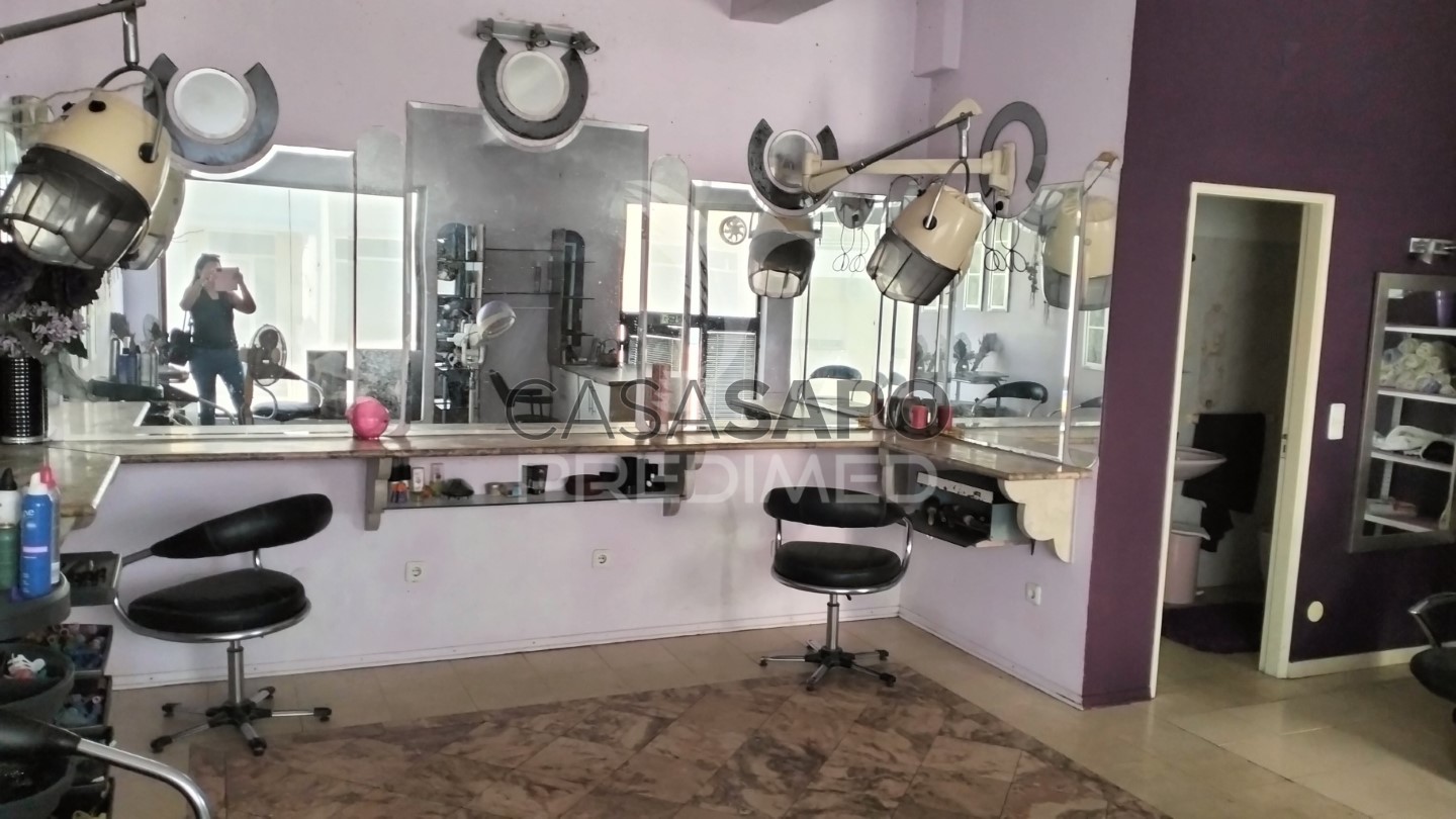 40m² Commercial property in Entroncamento, Portugal No. 247823