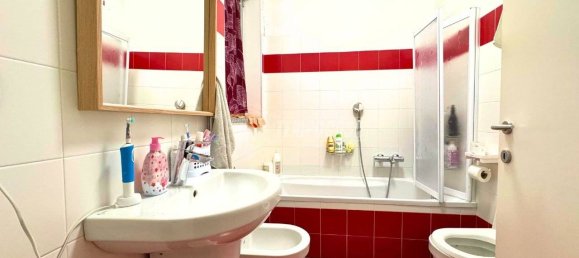 Квартира с 4 спальнями в Колоньо Монцезе, Италия № 210282 18