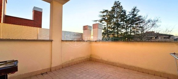 Квартира с 4 спальнями в Колоньо Монцезе, Италия № 210282 24