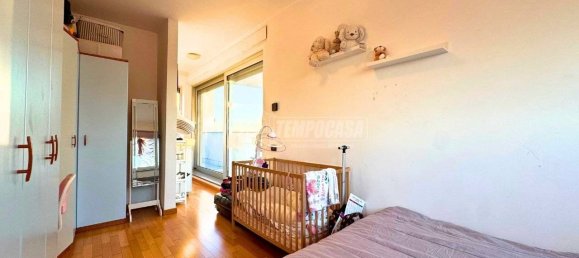 Квартира с 4 спальнями в Колоньо Монцезе, Италия № 210282 14