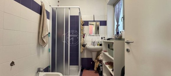 Квартира с 4 спальнями в Колоньо Монцезе, Италия № 210282 20