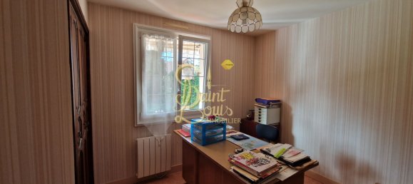 5 bedrooms House in Richelieu, France No. 71792 4