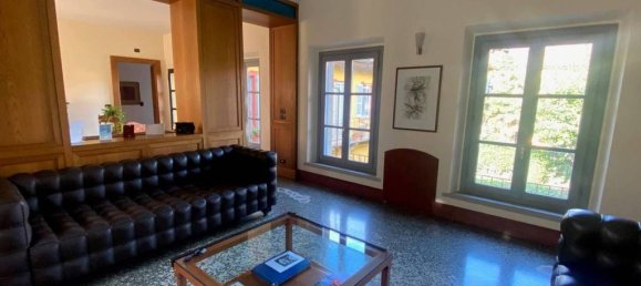 Замки и поместья с 6 спальнями в Павия, Италия № 87978 3