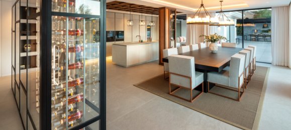 Villa de 5 dormitorios en Marbella, Spain No. 95245 17