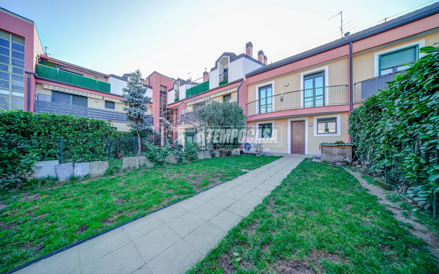 4-salle Maison à Robecchetto con Induno, Italy No. 197538