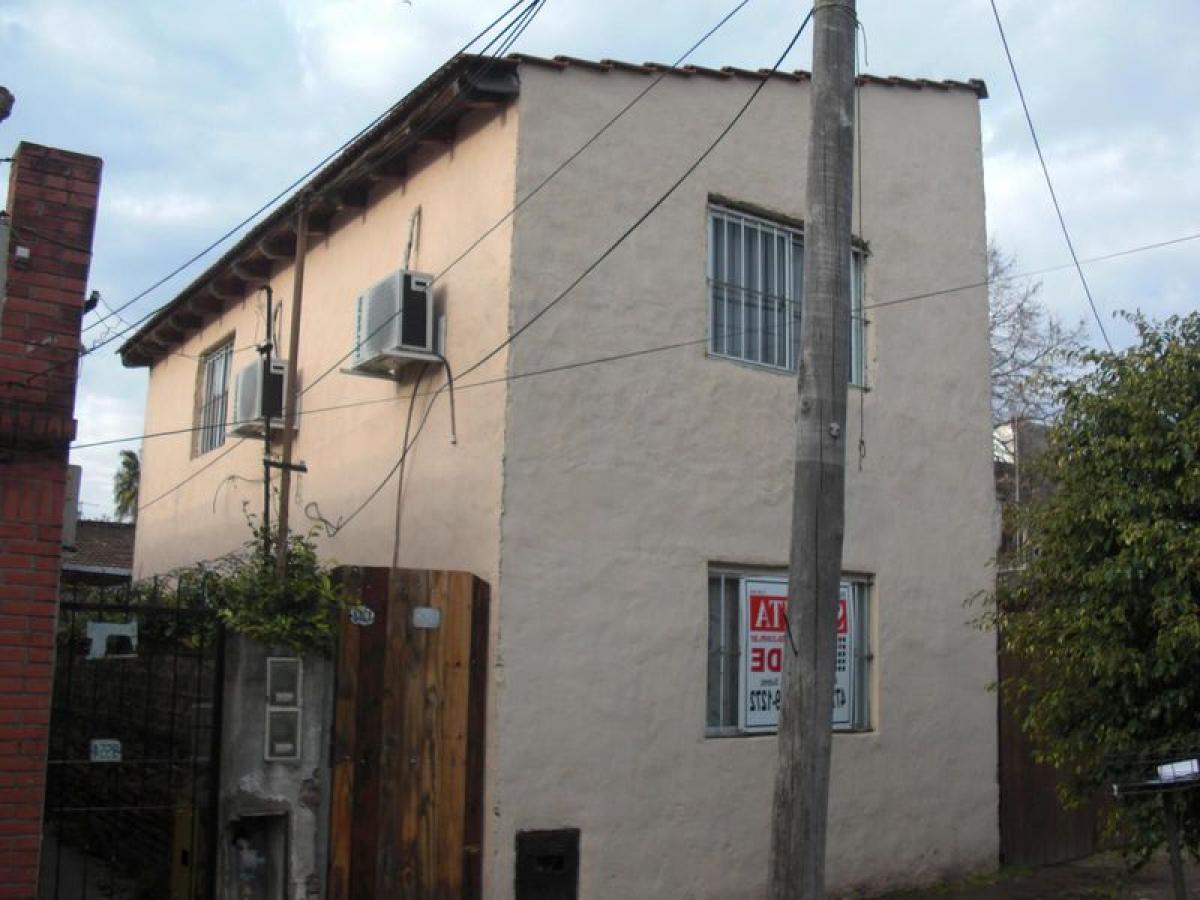 5 bedrooms House in General San Martin, Argentina No. 61481