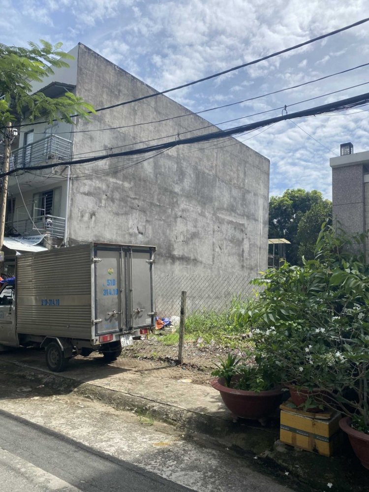 100m² Land in Nha Be, Vietnam No. 19478