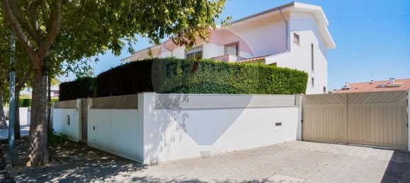 4 bedrooms House in Ovar, Portugal No. 188732 3