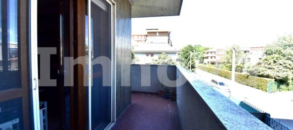 Apartamento T2 em Busto Arsizio, Italy N.º 11524 6