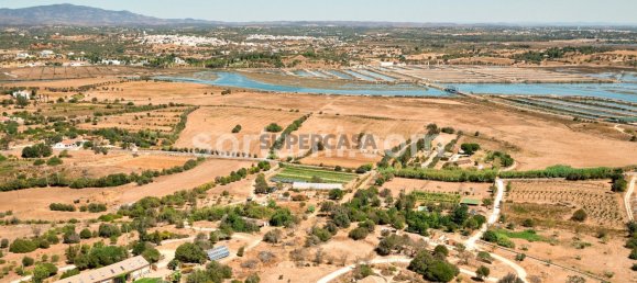 145m² Land in Mexilhoeira Grande, Portugal No. 157069 4