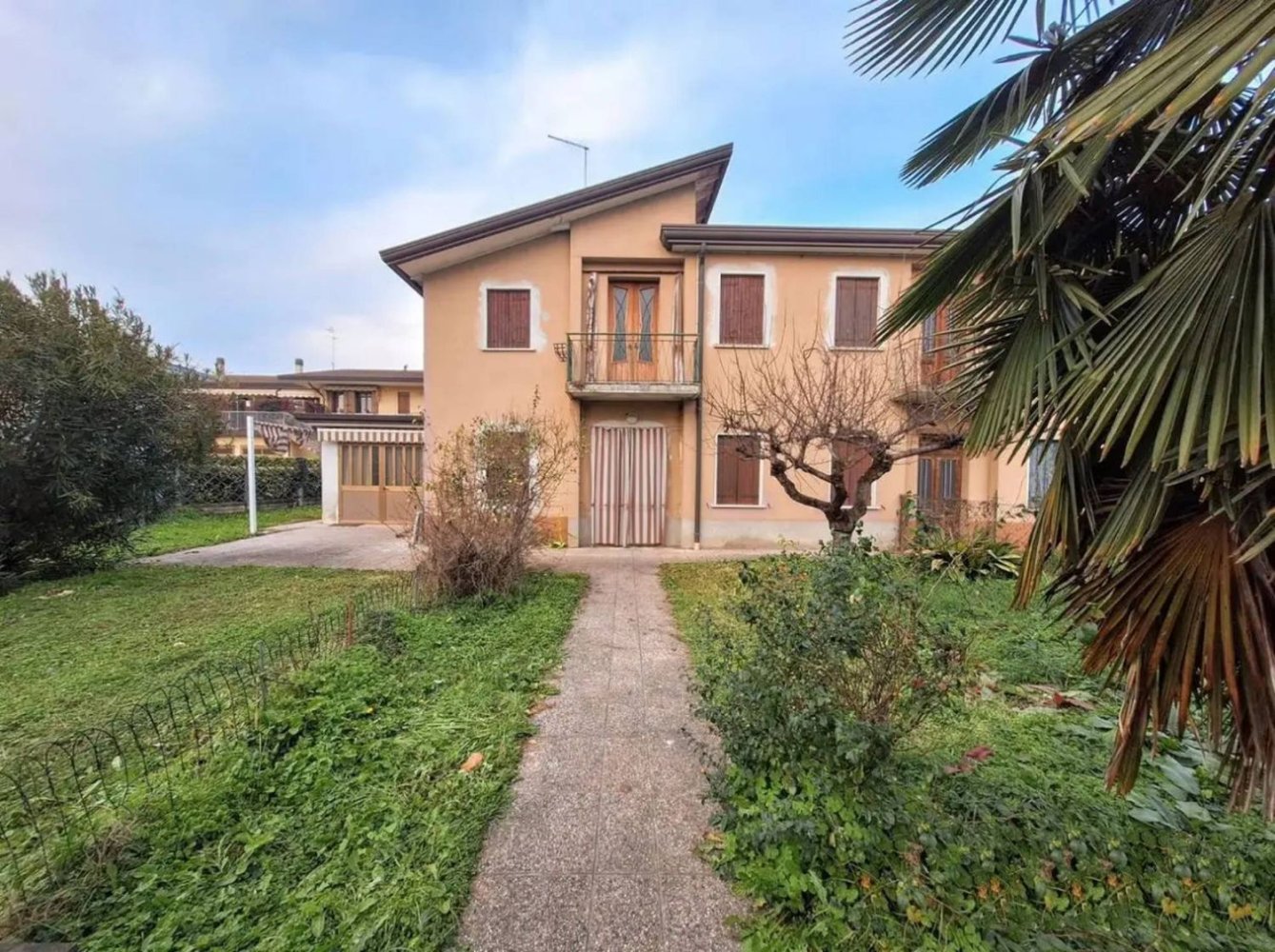 5 rooms House in Salzano, Italy No. 212664