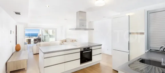 Apartamento de 2 dormitorios en Marbella, Spain No. 177762 8