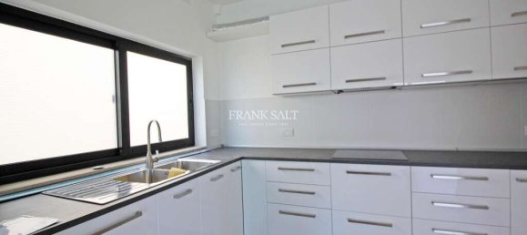 3 bedrooms Apartment in Ta' Xbiex, Malta No. 9367 13