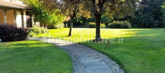 13 bedrooms Villa in Cazzago San Martino, Italy No. 264584 3