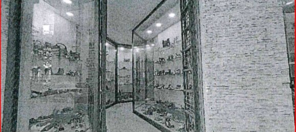 1 room Commercial property in Vercelli, Italy No. 28277 3