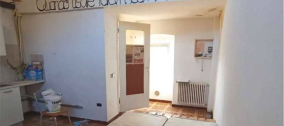 Квартира с 1 спальней в Каравате, Италия № 302045 8