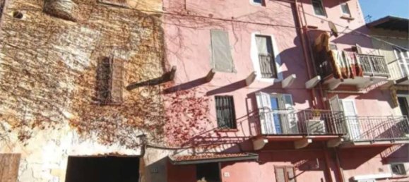 Квартира с 1 спальней в Каравате, Италия № 302045 2