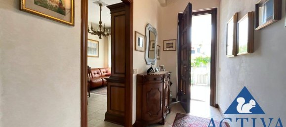 Villa de 11 dormitorios en Olgiate Olona, Italy No. 329693 38