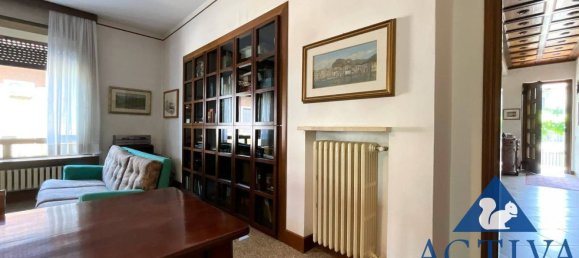 Villa de 11 dormitorios en Olgiate Olona, Italy No. 329693 48