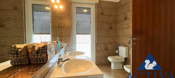 Villa de 11 dormitorios en Olgiate Olona, Italy No. 329693 23