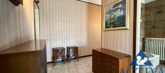 Villa de 11 dormitorios en Olgiate Olona, Italy No. 329693 21