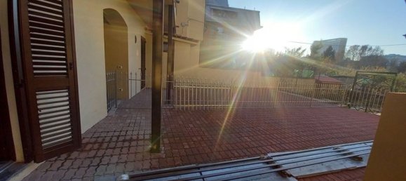 3 rooms Apartment in Turin, Italy No. 263213 5