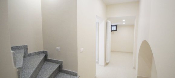 3 rooms Apartment in Turin, Italy No. 263213 24