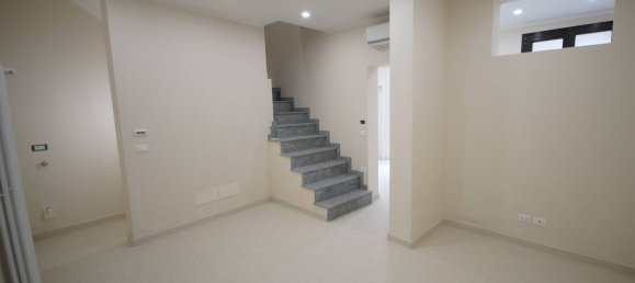 3 rooms Apartment in Turin, Italy No. 263213 20