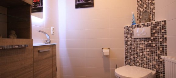 Casa de 6 habitaciónes en Leer, Germany No. 286869 17