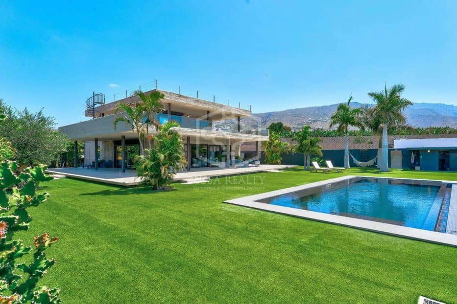 Villa T4 em Adeje, Spain N.º 16378
