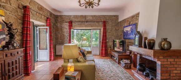 4 bedrooms House in Moncao, Portugal No. 94236 11