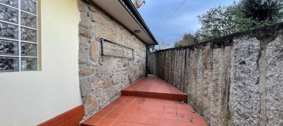 4 bedrooms House in Moncao, Portugal No. 94236 48