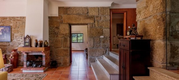 4 bedrooms House in Moncao, Portugal No. 94236 13