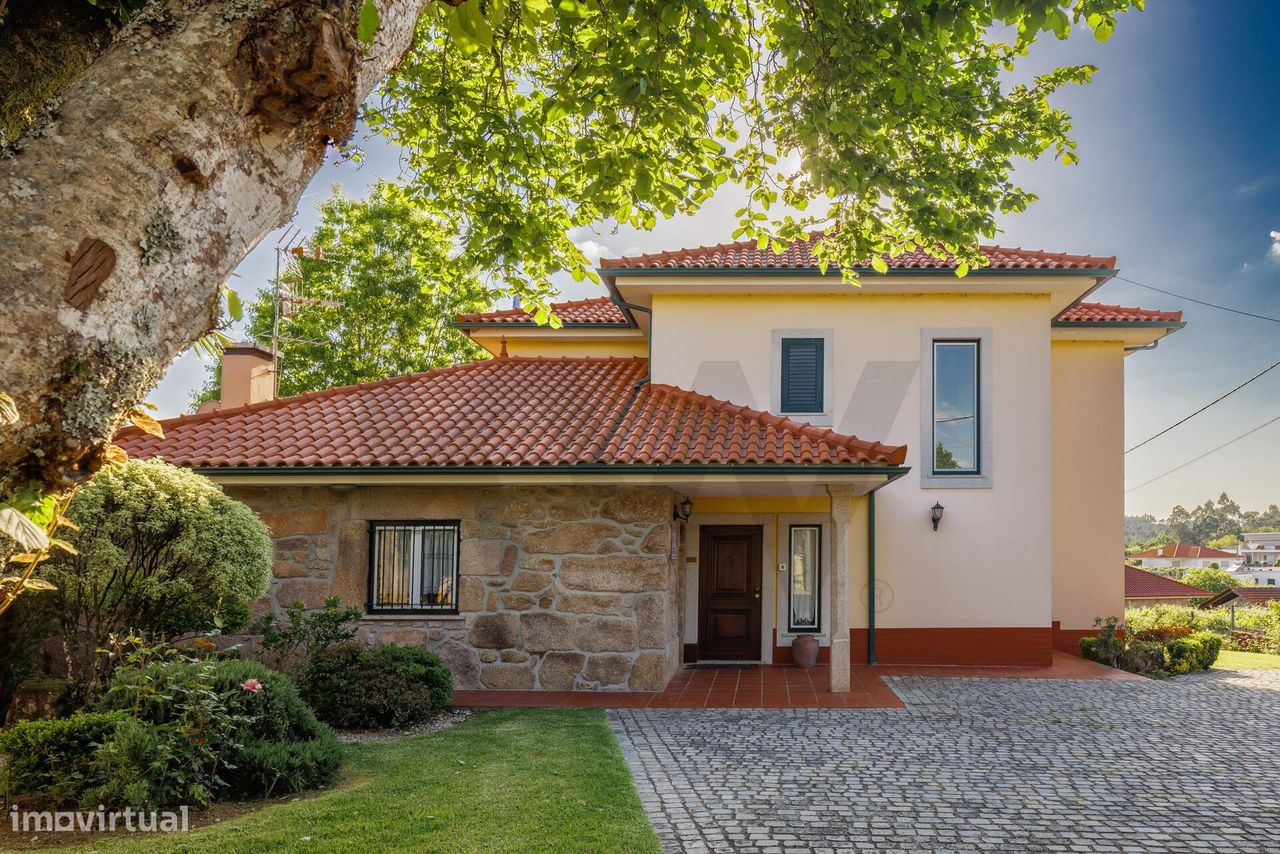 4 bedrooms House in Moncao, Portugal No. 94236