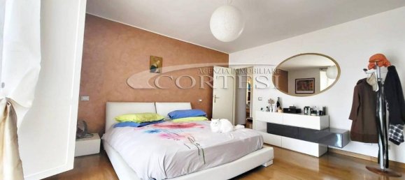 4 rooms Penthouse in Perugia, Italy No. 23062 10
