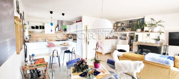 4 rooms Penthouse in Perugia, Italy No. 23062 4