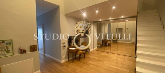 3 bedrooms Apartment in Bari, Italy No. 302695 19