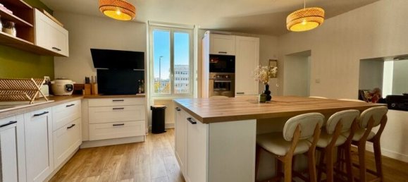 3 chambres Maison à Laval, France No. 357856 3